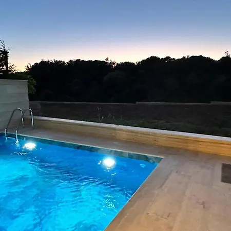 Luxury Pool Seaside Zadar