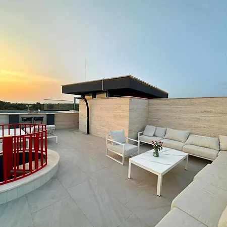 Apartment Luxury Pool Seaside *