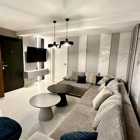 Luxury Pool Seaside Apartment Zadar