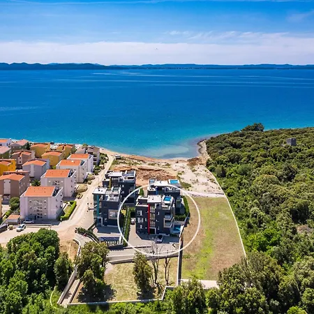 Luxury Pool Seaside Apartment Zadar